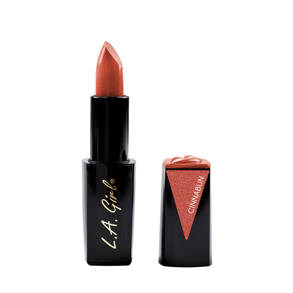 LIP ATTRACTION LIPSTICK